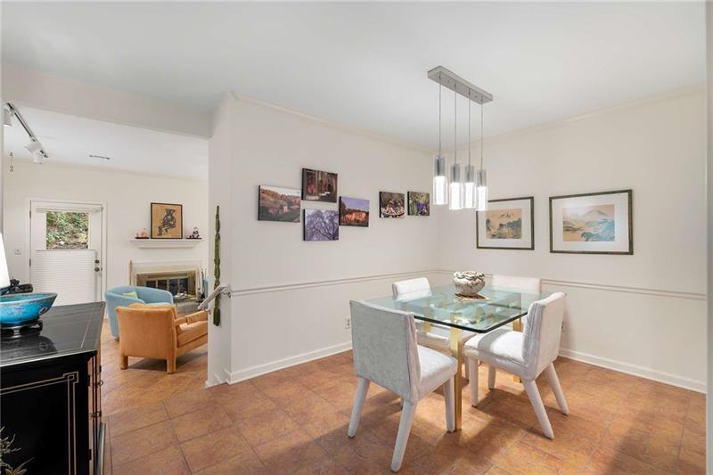 5180 Chemin De Vie Northeast Atlanta, GA 30342 - Photo 12 of 30