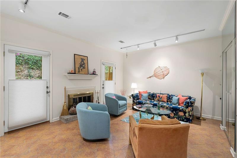 5180 Chemin De Vie Northeast Atlanta, GA 30342 - Photo 7 of 30