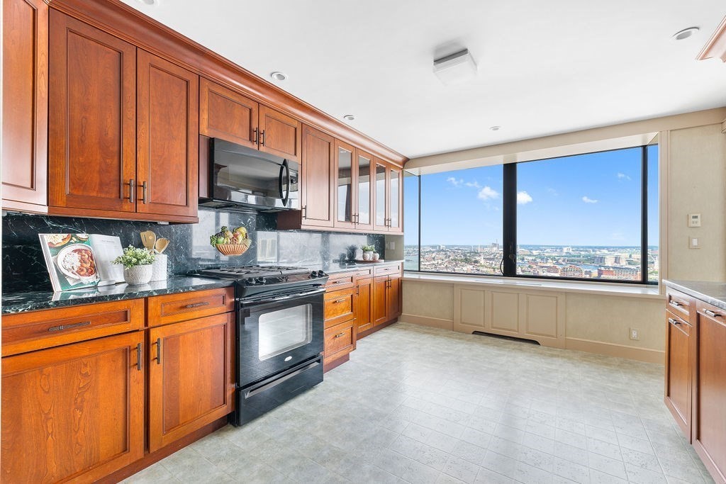 85 East India Row, Unit 31AB Boston, MA 02110 - Photo 18 of 41