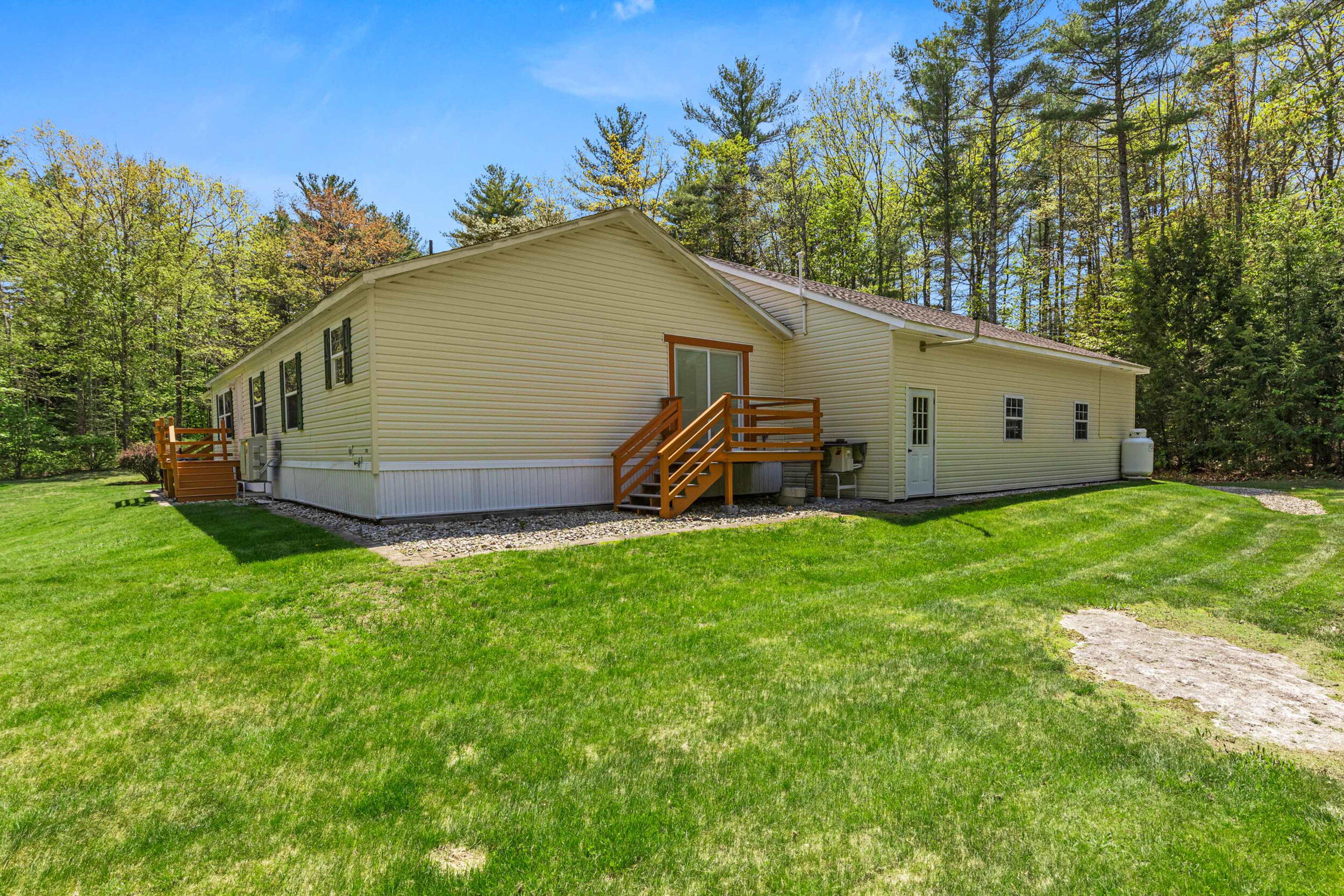 146 rowe station rd new gloucester_004