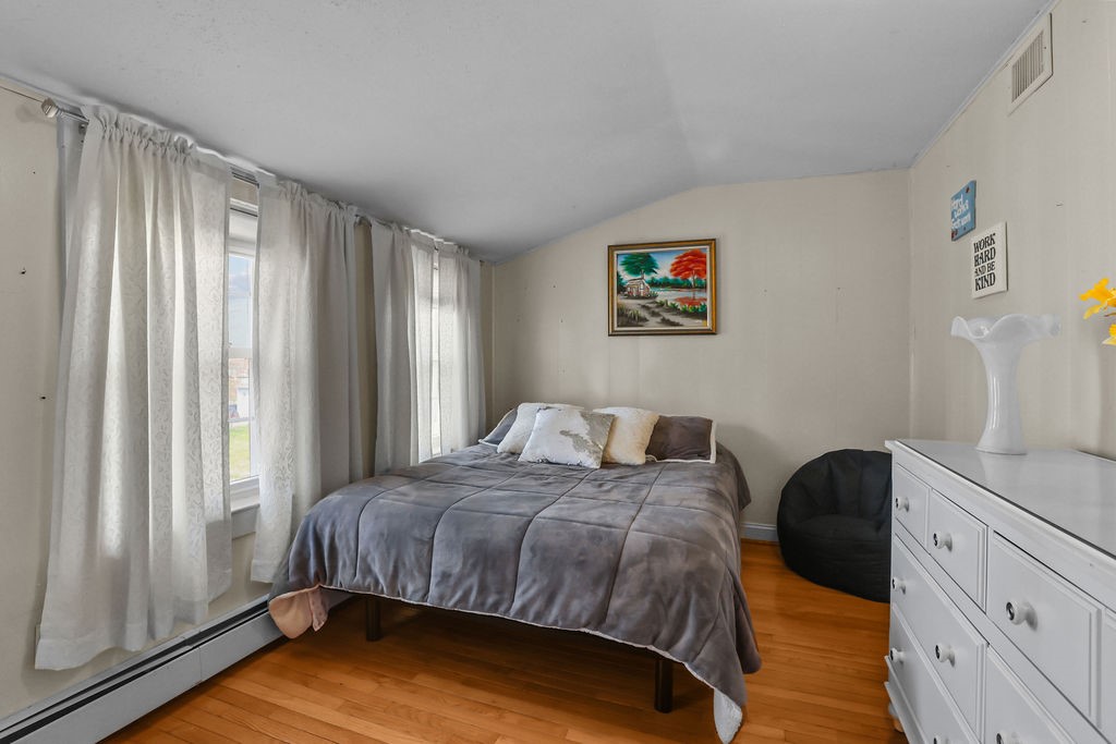 56 Errol Street Warwick, RI 02888 - Photo 17 of 27