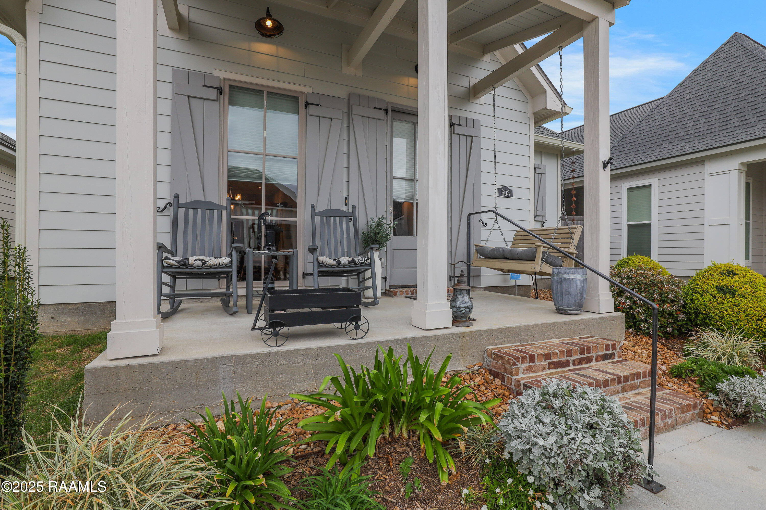 608 Bourdette Drive Lafayette, LA 70507 - Photo 3 of 28 Bourdette-03