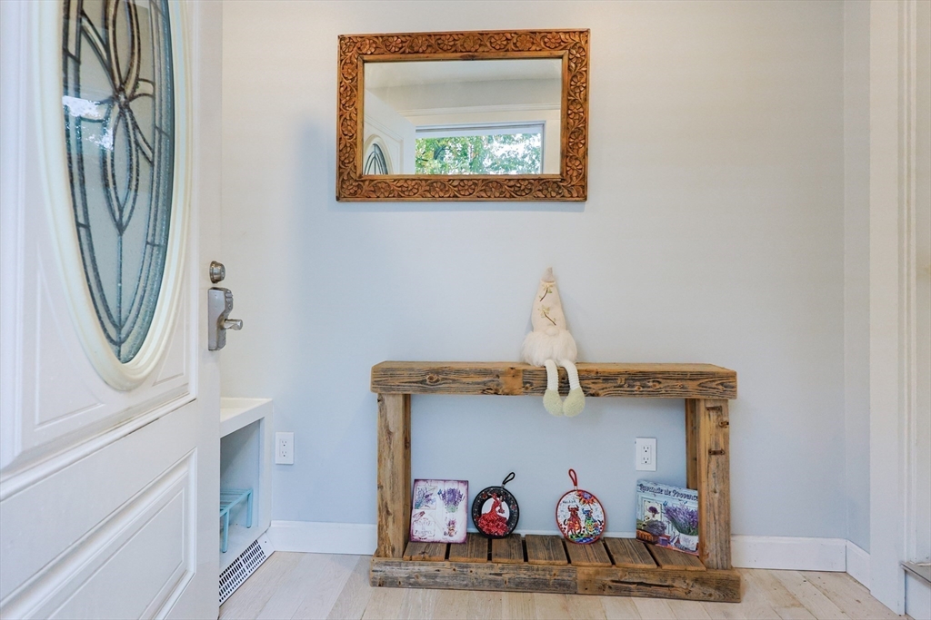 309 Paradise Road Swampscott, MA 01907 - Photo 17 of 28 Gallery Image 17