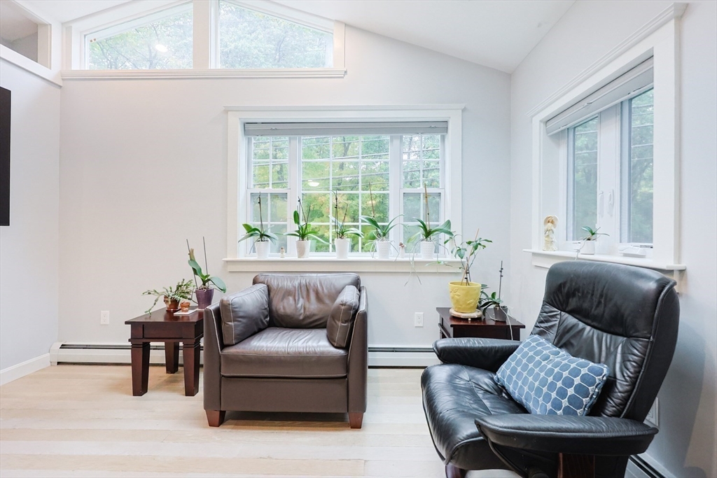 309 Paradise Road Swampscott, MA 01907 - Photo 8 of 28 Gallery Image 8