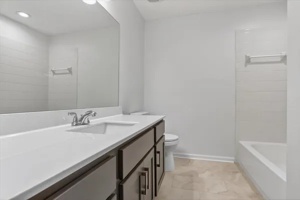 $290,000 | 1693 East Southfield Circle, Memphis, TN 38016