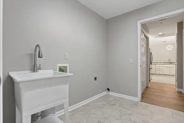 $290,000 | 1693 East Southfield Circle, Memphis, TN 38016