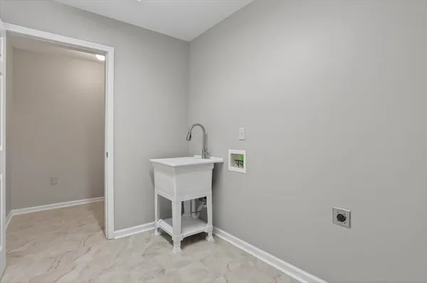 $290,000 | 1693 East Southfield Circle, Memphis, TN 38016