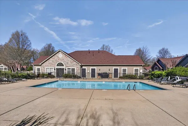 $290,000 | 1693 East Southfield Circle, Memphis, TN 38016