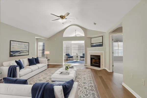 $290,000 | 1693 East Southfield Circle, Memphis, TN 38016