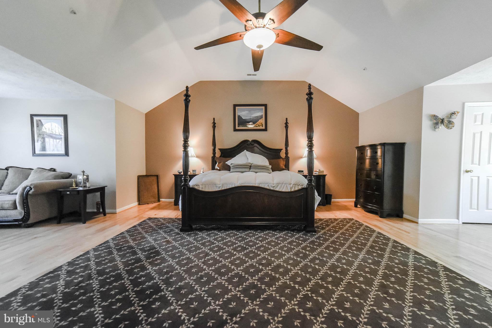 690 Small Reward Road Huntingtown, MD 20639 - Photo 12 of 30 Huge master suite with sitting area