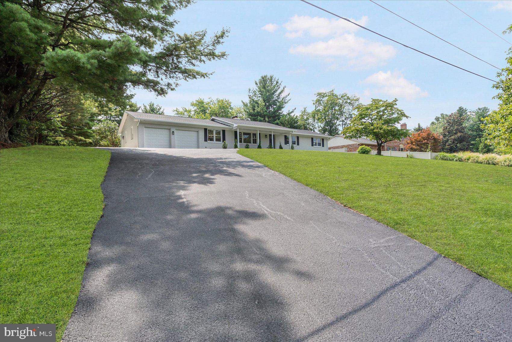 10104 Clearspring Road Damascus, MD 20872 - Photo 3 of 68 Gallery Image 3