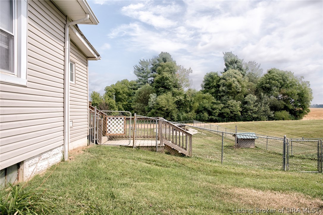 2465 New Middletown Road Southeast Corydon, IN 47112 - Photo 25 of 36