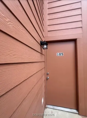 $93,000 | 1305 West Villa Maria Road, Unit D105, Bryan, TX 77801