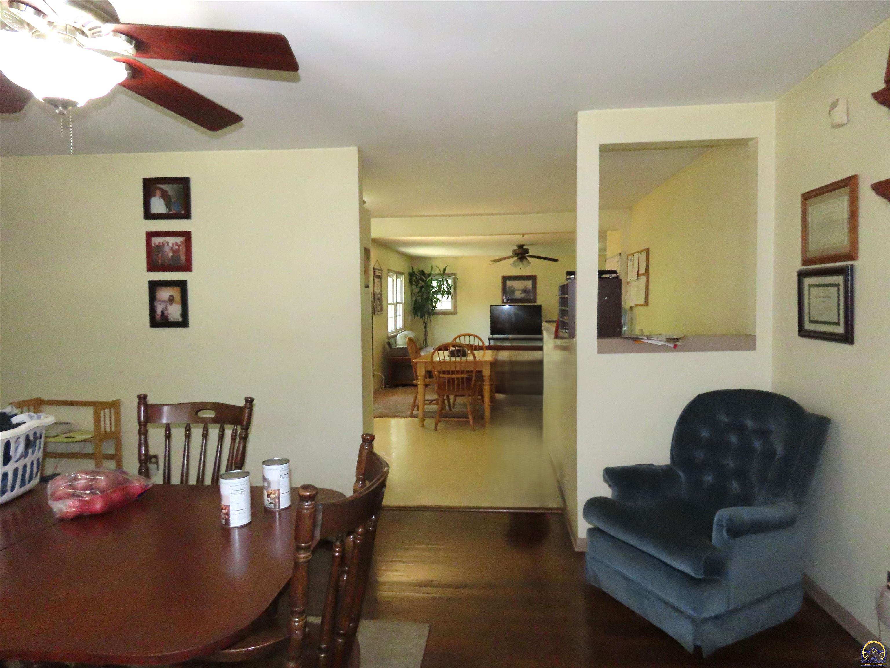 5401 Southwest 28th Street Topeka, KS 66614 - Photo 3 of 25