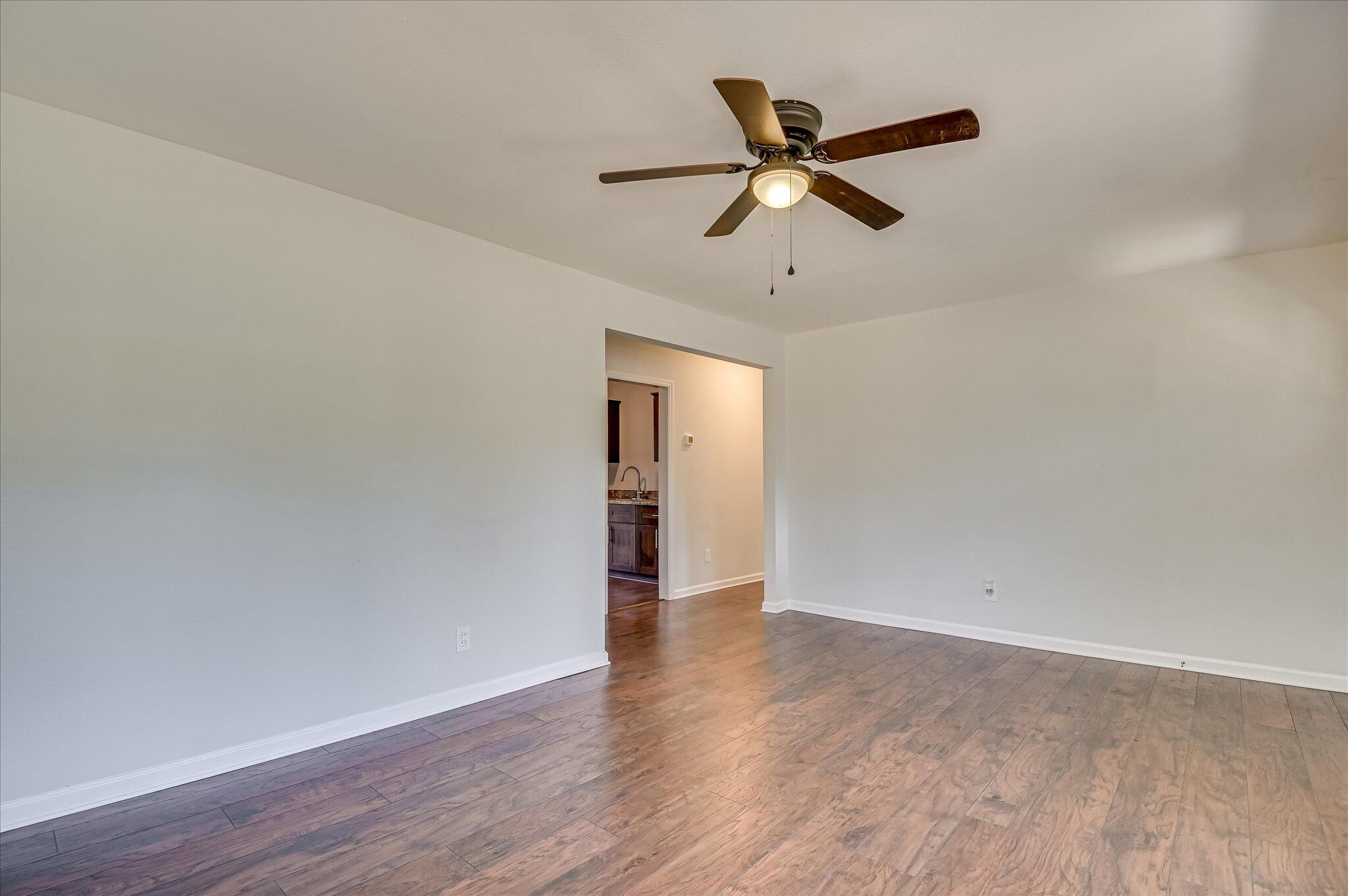 2033 Wren Road North Augusta, SC 29841 - Photo 8 of 34 08-108