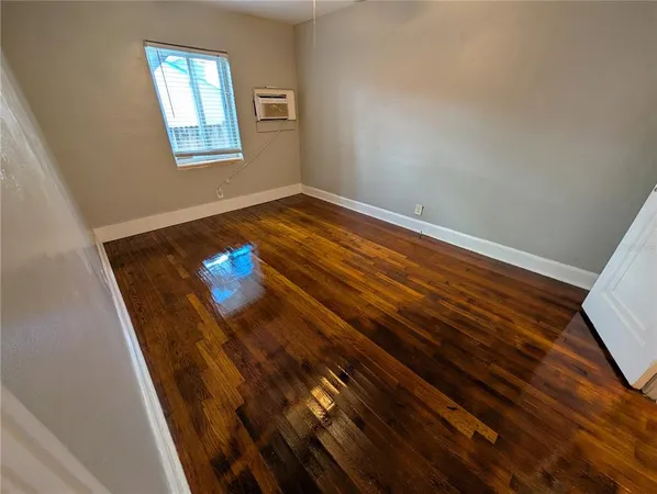 $1,225 | 520 11th Avenue North, Unit 1, St. Petersburg, FL 33701