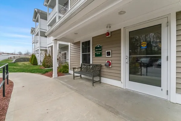 $339,000 | 3312 Briarwood Village, Unit 3312, Clinton, MA 01510