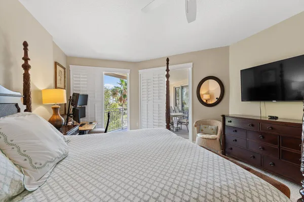 $12,000 | 1660 Jimmy Buffett Mem Highway, Unit 122, Jupiter, FL 33477