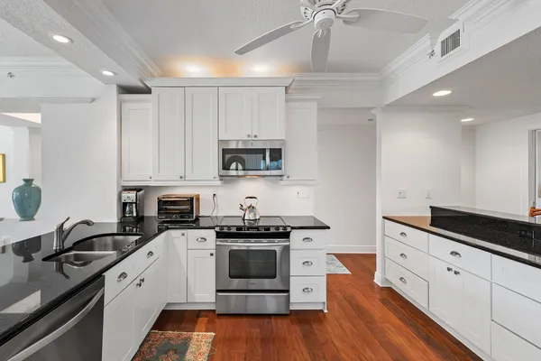 $12,000 | 1660 Jimmy Buffett Mem Highway, Unit 122, Jupiter, FL 33477