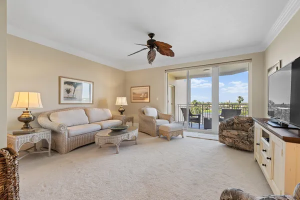 $12,000 | 1660 Jimmy Buffett Mem Highway, Unit 122, Jupiter, FL 33477