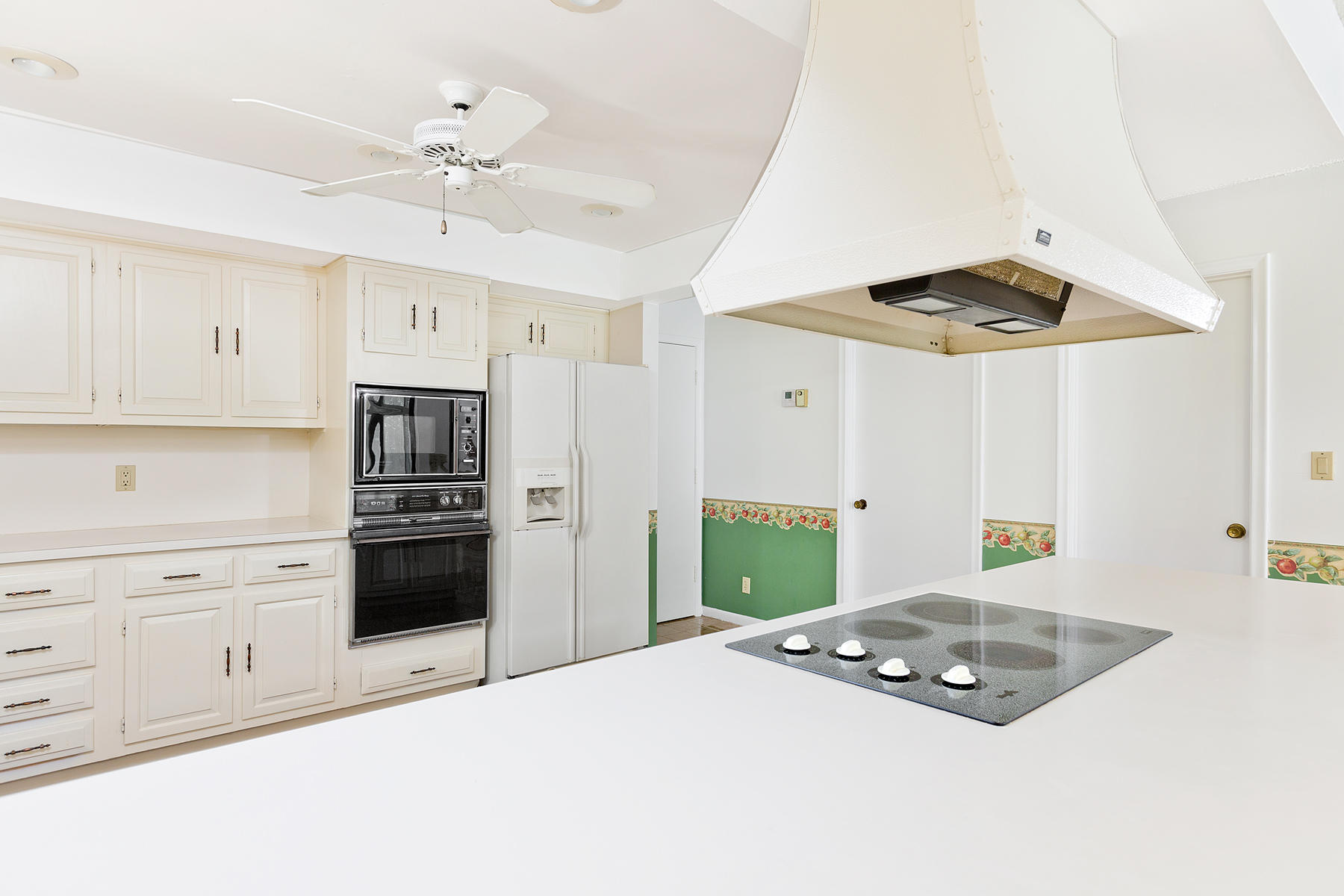 5916 Glenbrook Way Boca Raton, FL 33433 - Photo 12 of 29 16_Kitchen_Detail