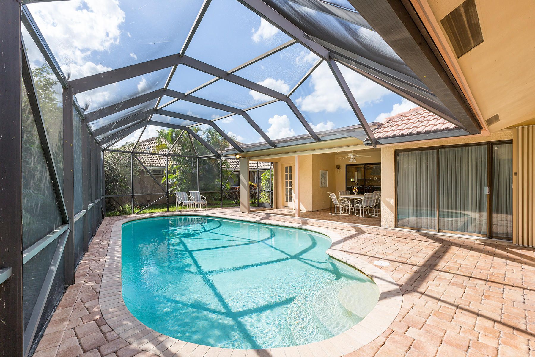 5916 Glenbrook Way Boca Raton, FL 33433 - Photo 29 of 29 32_Pool1