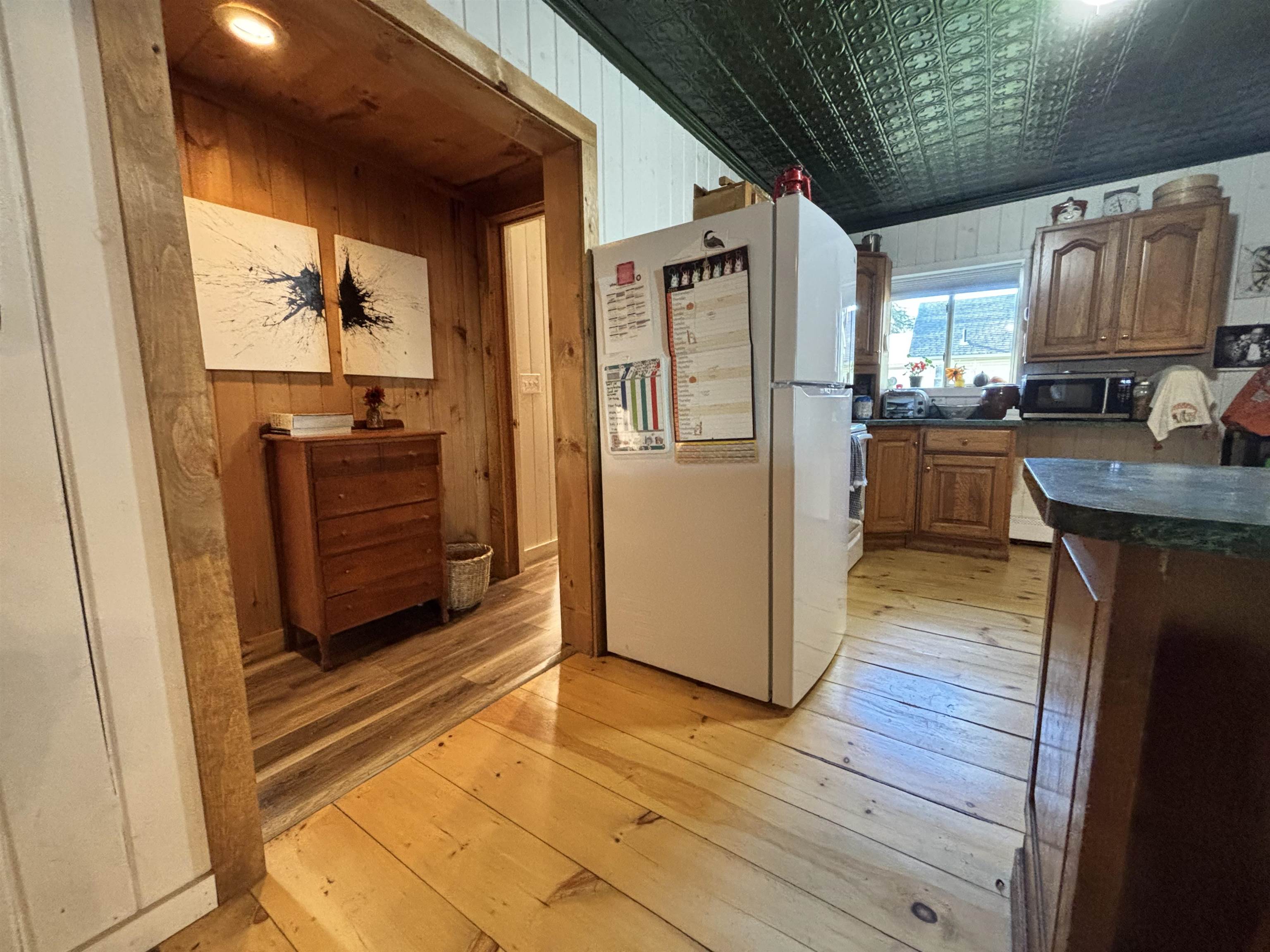 653 Main Street West Rutland, VT 05777 - Photo 20 of 49