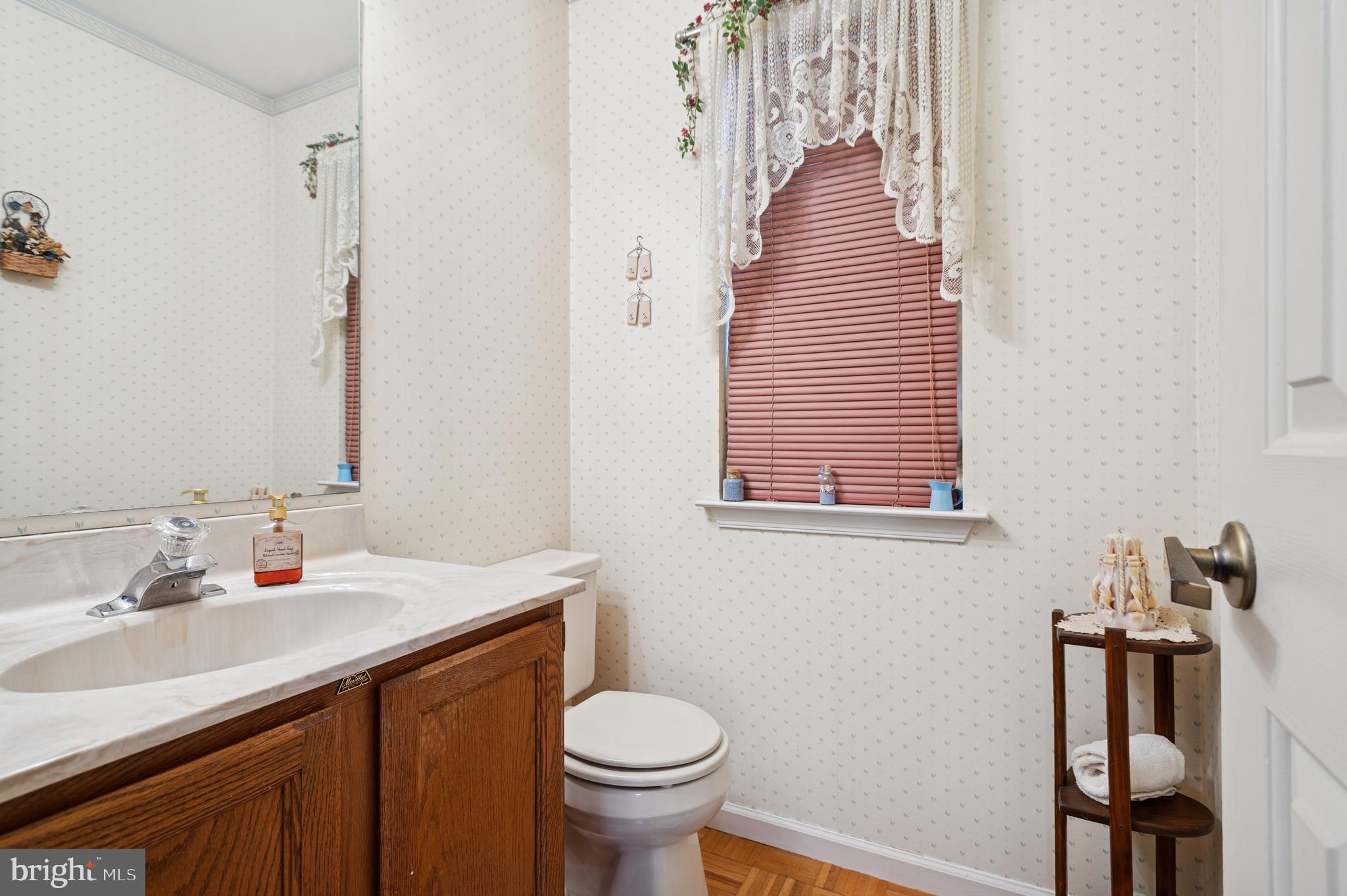 27 E Chicopee Drive Princeton, NJ 08540 - Photo 5 of 30