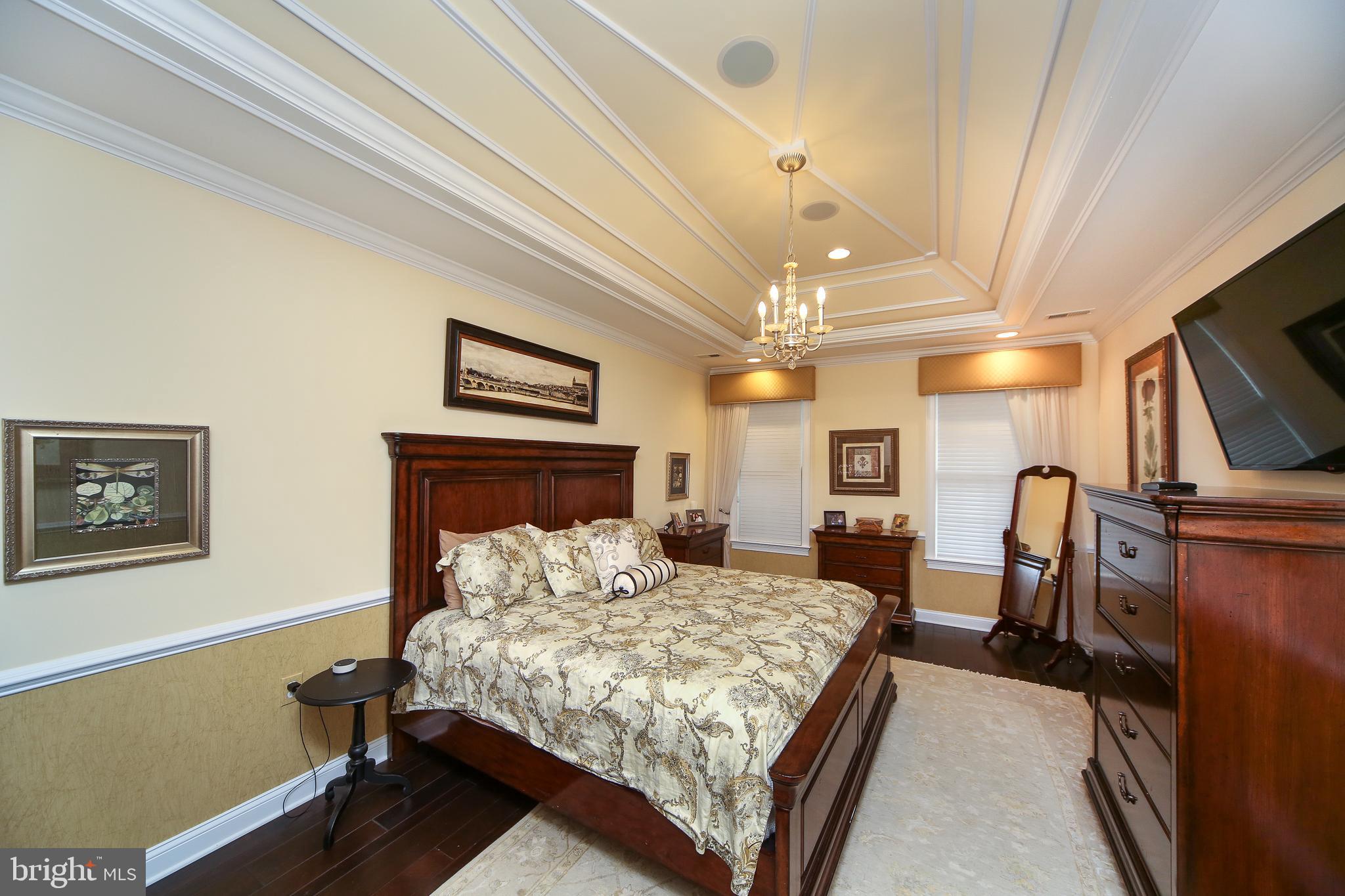 12 Rittenhouse Circle Newtown, PA 18940 - Photo 23 of 53 First Floor Owner Suite