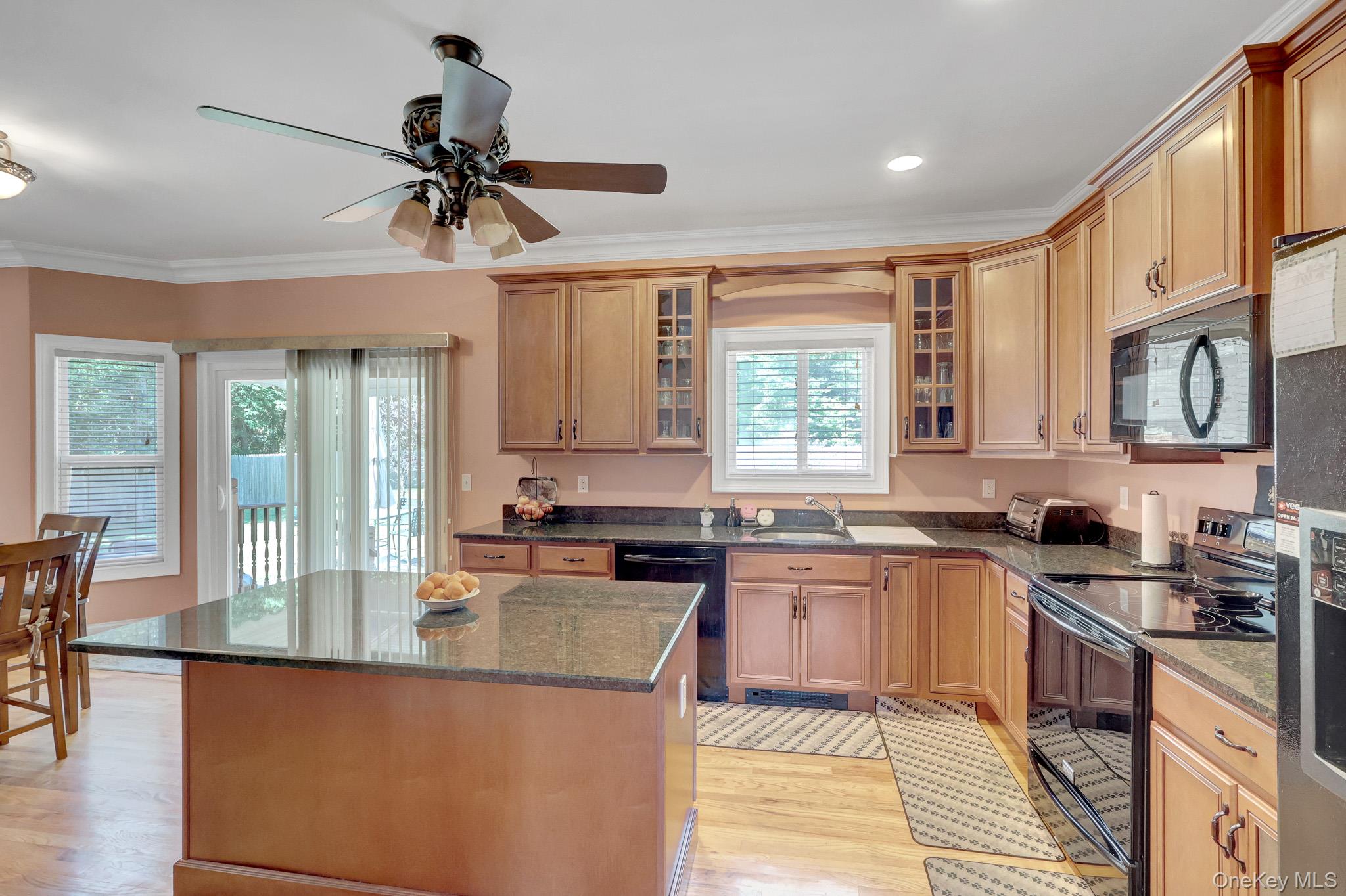 144 Mill Road Yaphank, NY 11980 - Photo 13 of 22