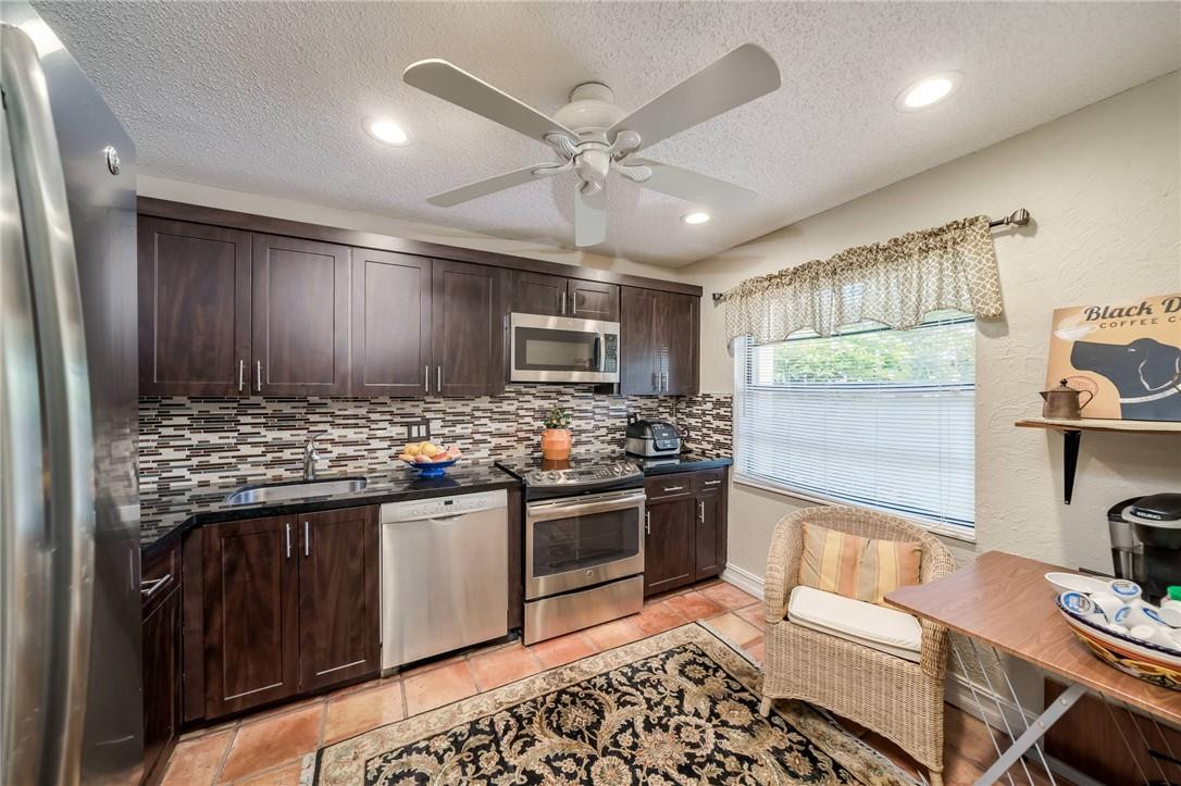 21731 Arriba Real, Unit 27G Boca Raton, FL 33433 - Photo 14 of 29 Photo 14