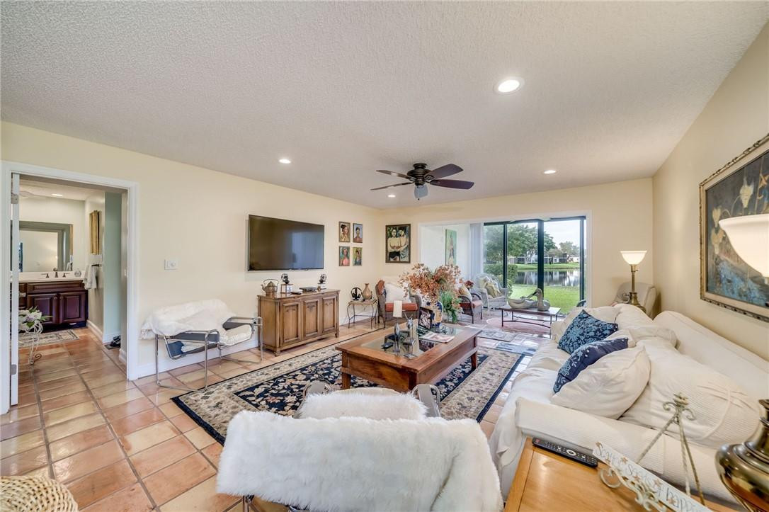 21731 Arriba Real, Unit 27G Boca Raton, FL 33433 - Photo 18 of 29 Photo 18