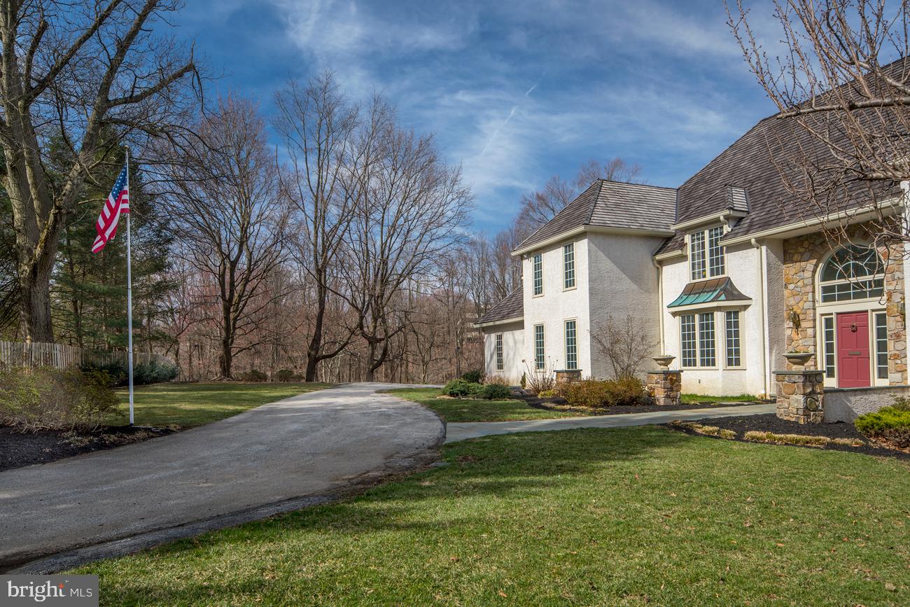 5 Harford Lane Wayne, PA 19087 - Photo 2 of 26