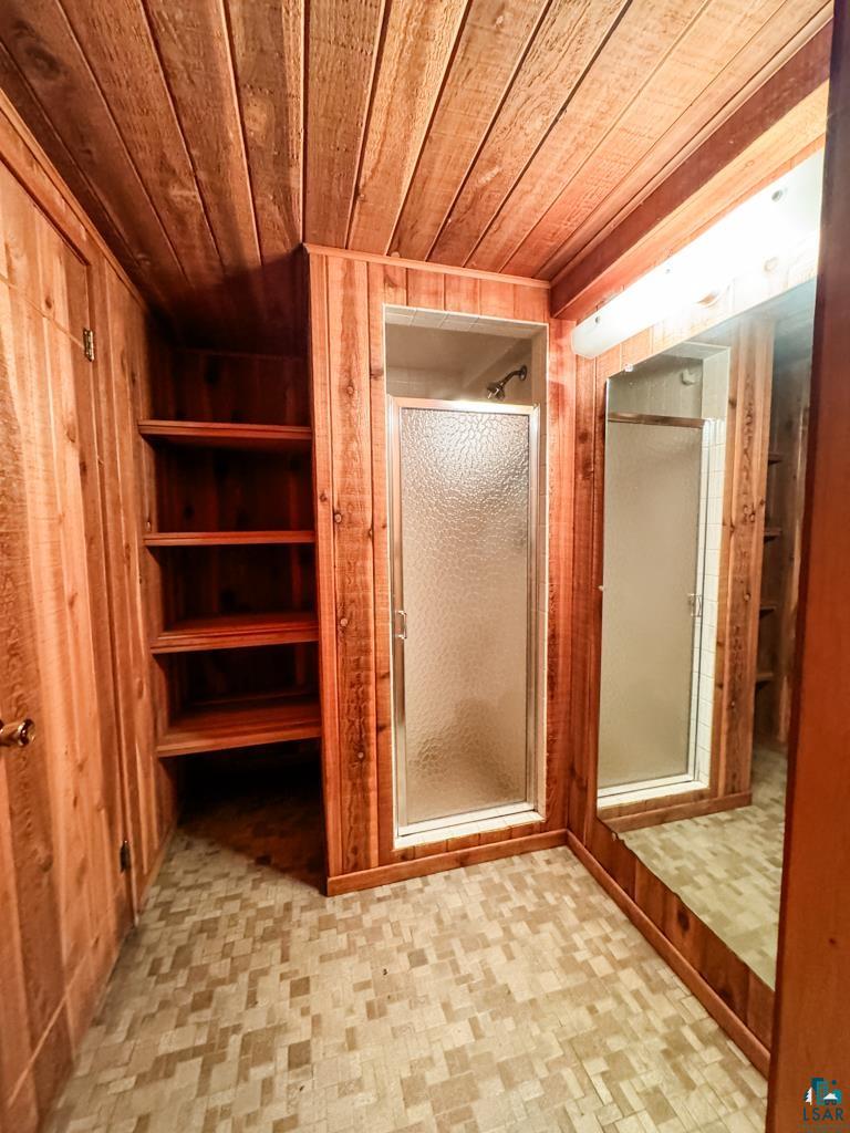 N13431 County Line Road Minong, WI 54859 - Photo 25 of 42 Sauna Shower