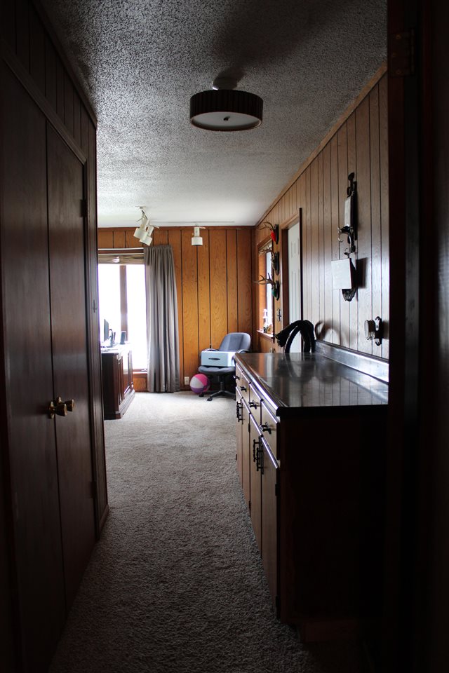 9635 South Shepherd Road Shepherd, MI 48883 - Photo 19 of 44 1887480-18.JPG