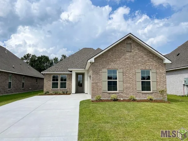 $303,127 | 403 Rue Evangeline, Houma, LA 70364
