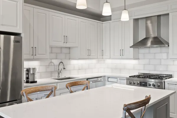 $685,000 | 1024 Club View Drive, Unit F202, Gallatin, TN 37066