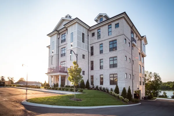 $685,000 | 1024 Club View Drive, Unit F202, Gallatin, TN 37066