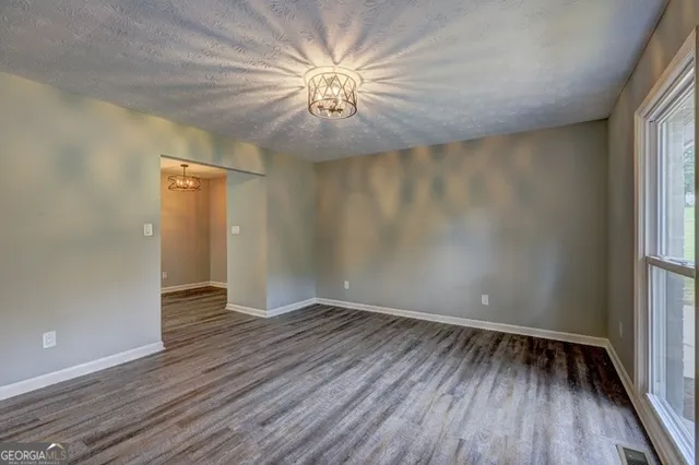 $1,900 | 215 Fond Court, Palmetto, GA 30268