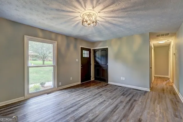 $1,900 | 215 Fond Court, Palmetto, GA 30268