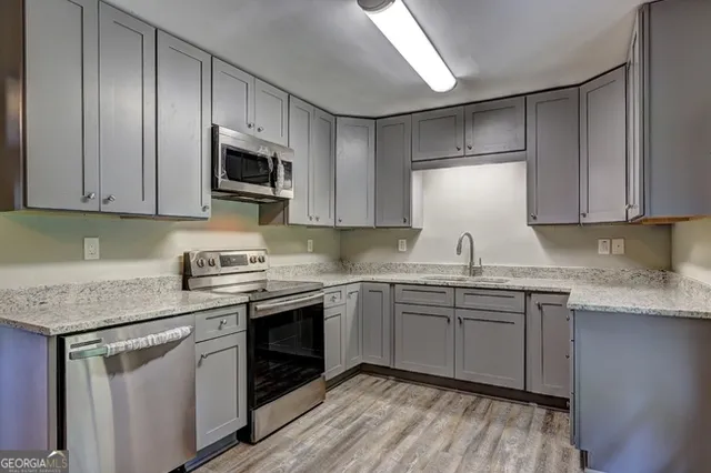 $1,900 | 215 Fond Court, Palmetto, GA 30268