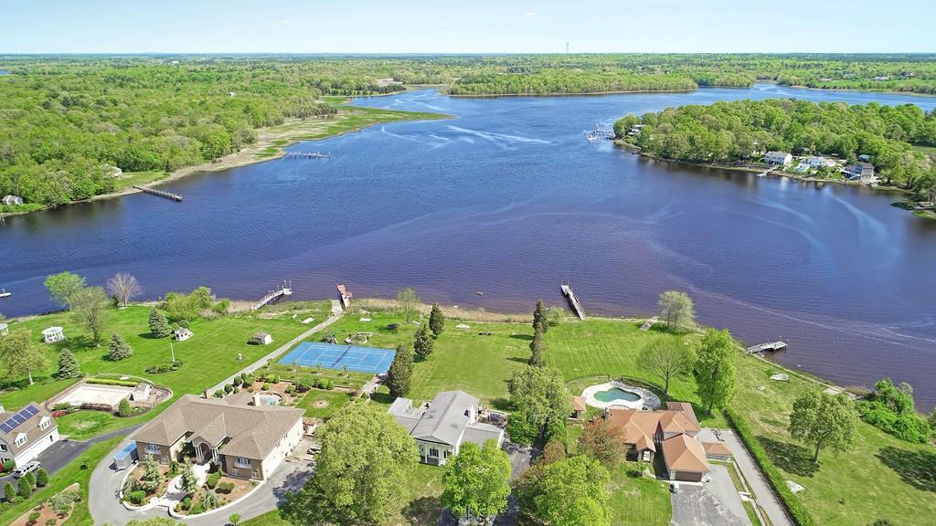 92 Narrows Road Freetown, MA 02702 - Photo 4 of 30