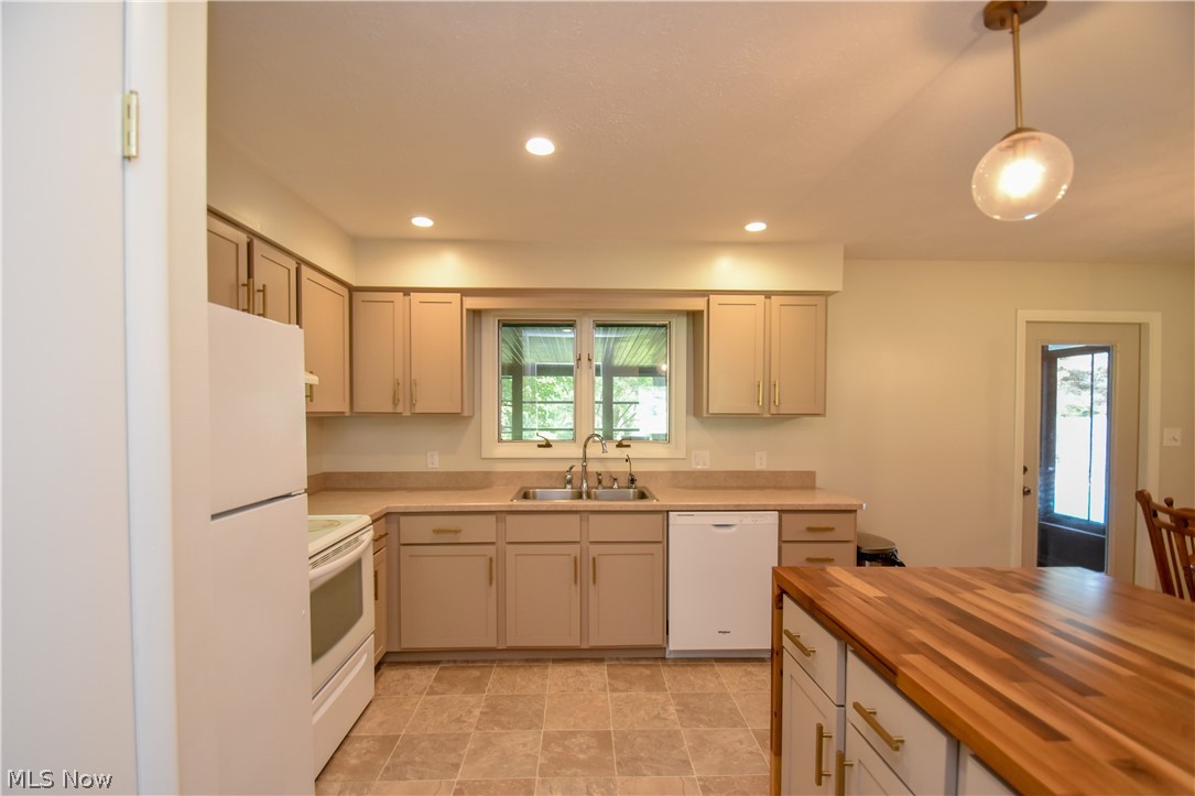7695 West Calla Road Canfield, OH 44406 - Photo 6 of 22 Gallery Image 6