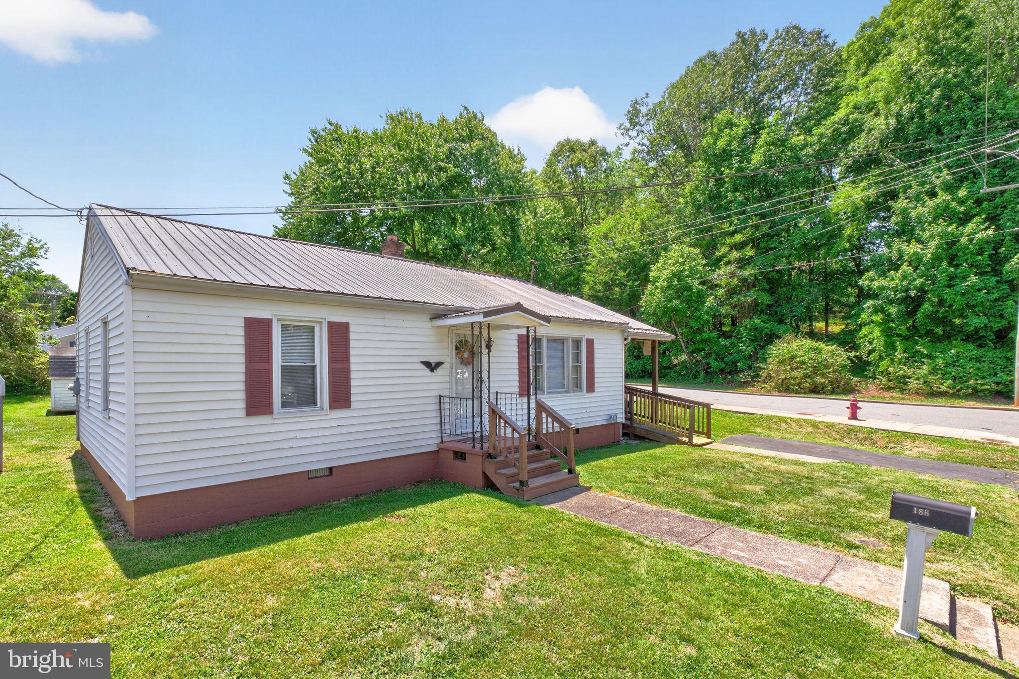 188 Spicers Mill Road Orange, VA 22960 - Photo 2 of 34