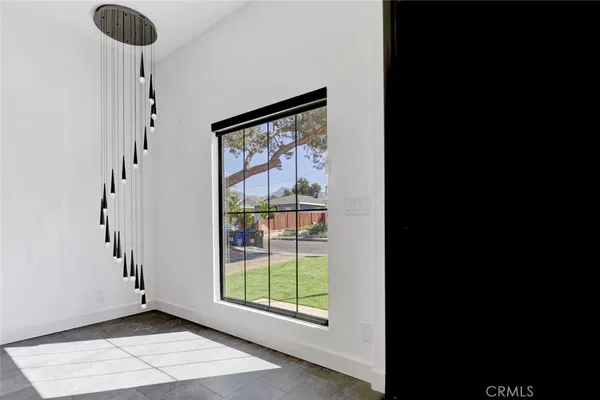 $1,225,000 | 10823 Parr Avenue, Sunland, CA 91040