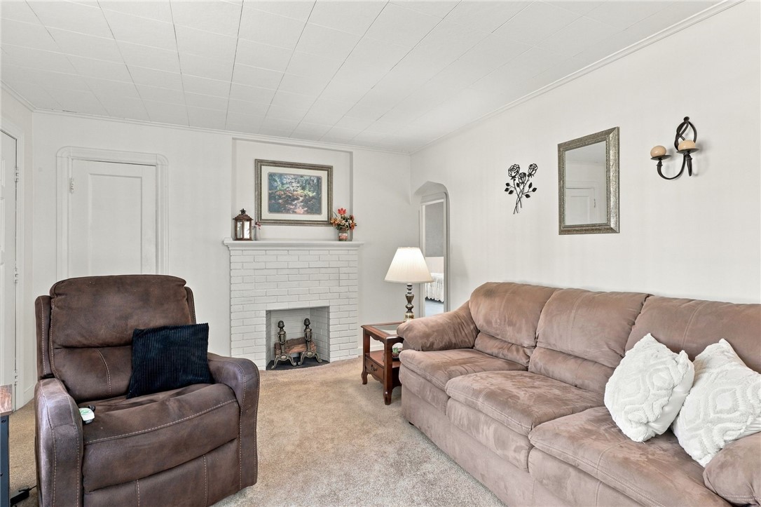 123 Chesterton Road Greece, NY 14626 - Photo 8 of 34 Gallery Image 8