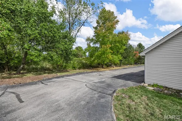 $295,000 | 16549 Carriage View Court, Wildwood, MO 63040