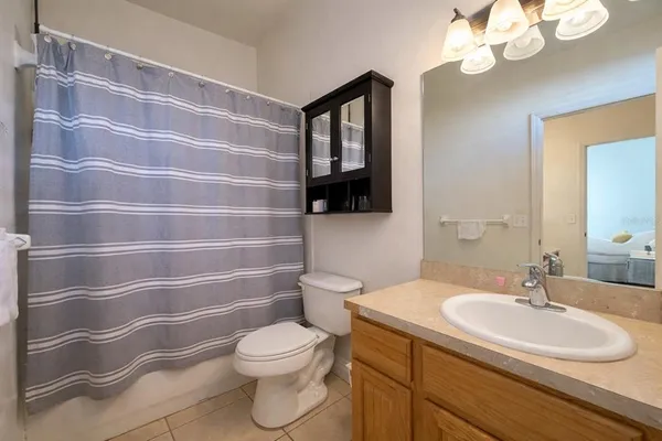 $2,700 | 14271 Northwest 10th Road, Newberry, FL 32669