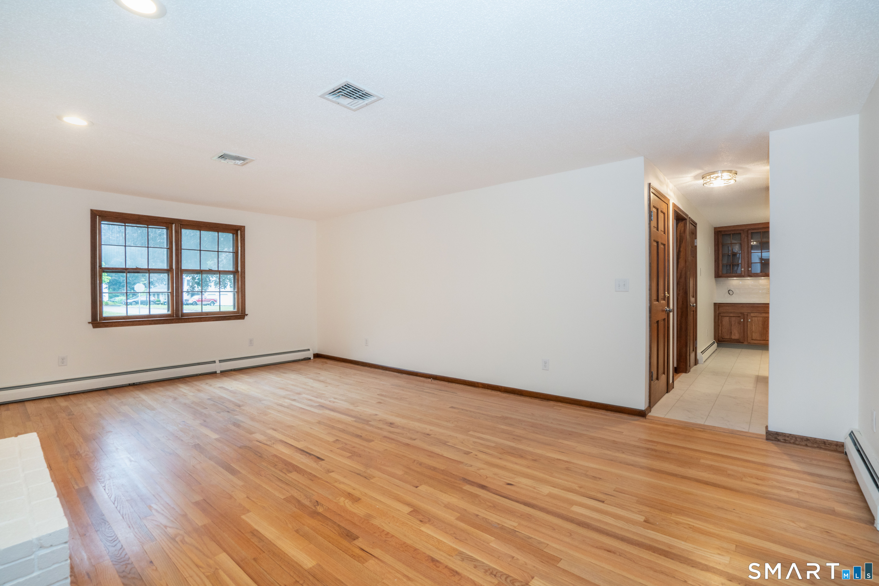 182 Valley View Road Manchester, CT 06040 - Photo 20 of 40