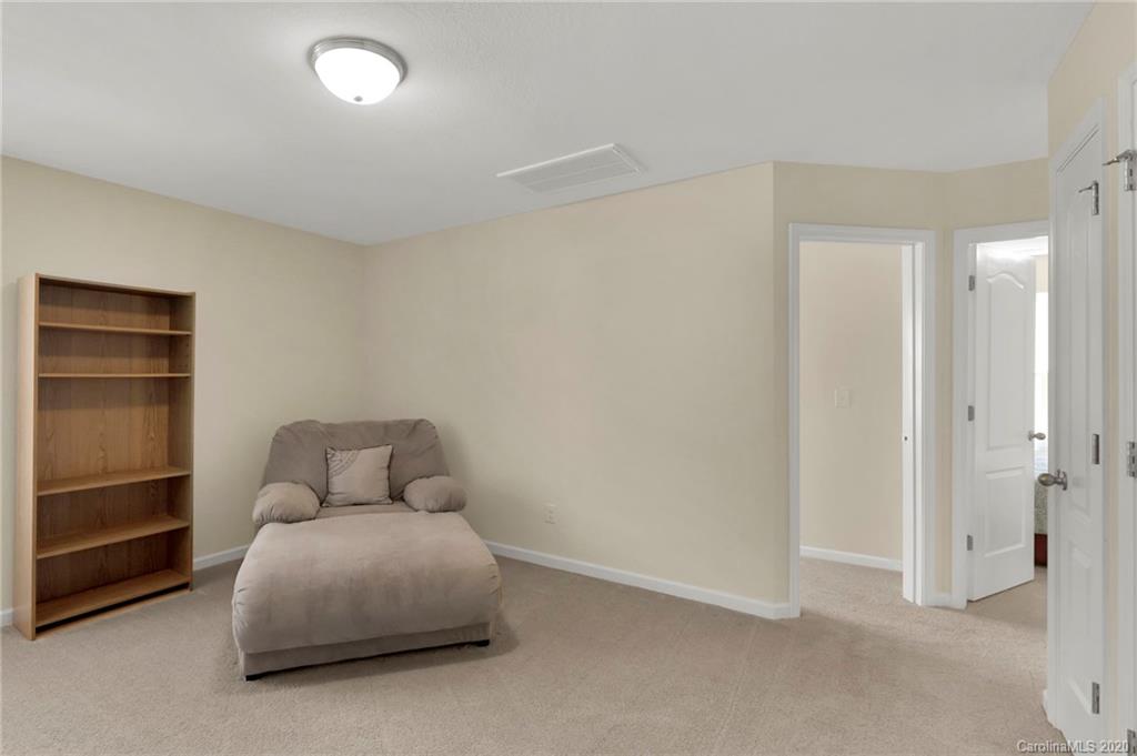 9524 Weikert Road Charlotte, NC 28215 - Photo 17 of 28 Gallery Image 17